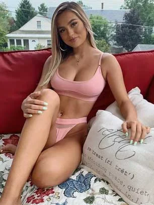 Model Escorts in central-delhi